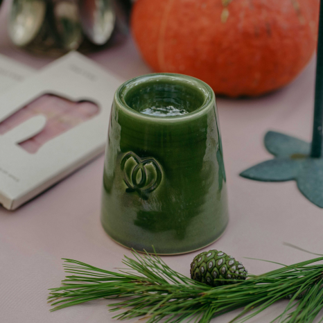 Ceramic wax melt burner